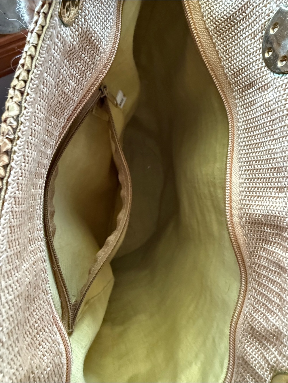 Vintage Straw Tote Bag Gold Trim Coastal Resort Boho Woven Shoulder Purse - Picture 8 of 11